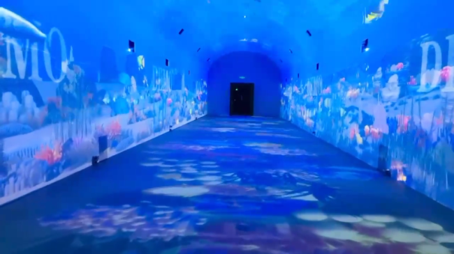 離海最遠的海洋文化中心，SEEMILE點亮嵌入沙漠的海底隧道